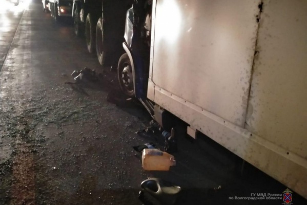 Водитель Iveco чудом выжил в искореженной кабине Водитель Iveco чудом выжил в искореженной кабине
