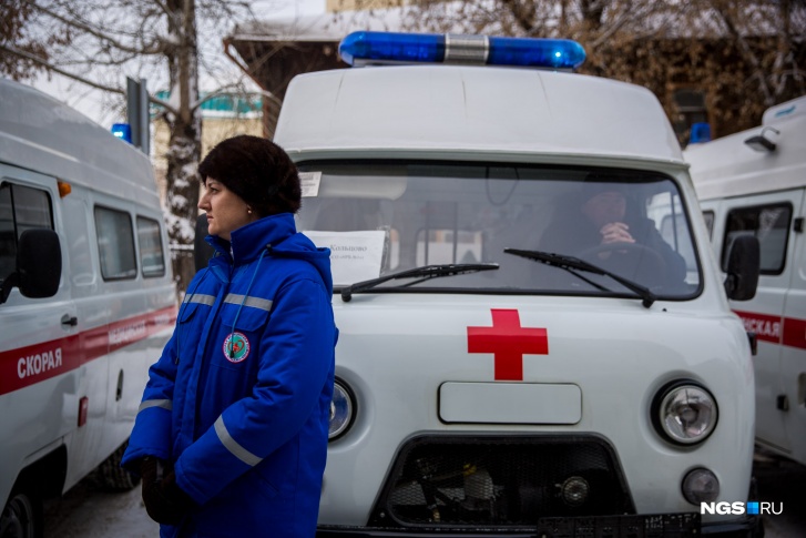 Надбавки, если верить словам губернатора, получат и сотрудники скорой помощи Надбавки, если верить словам губернатора, получат и сотрудники скорой помощи