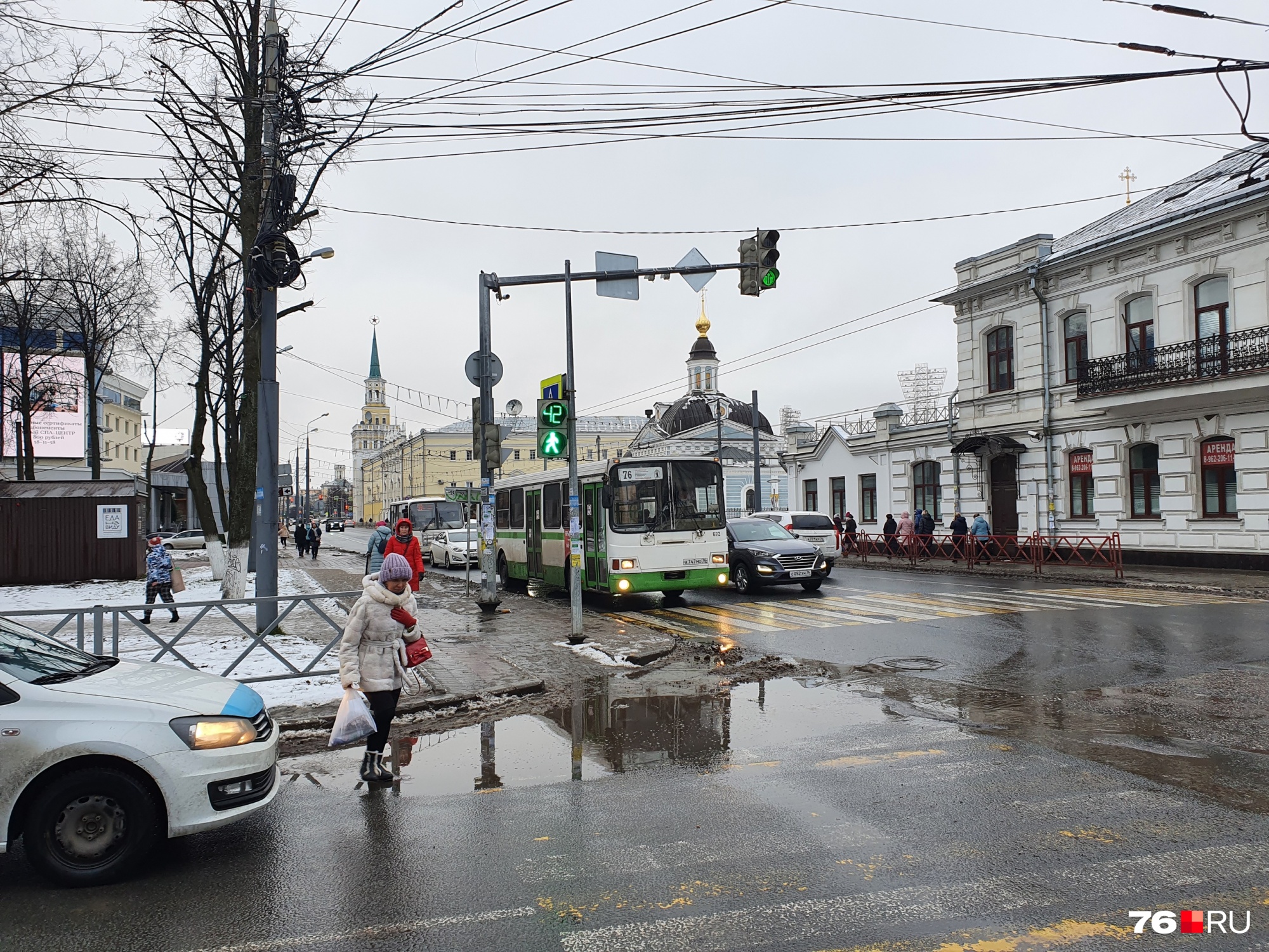В этом месте лужа — это навсегда В этом месте лужа — это навсегда