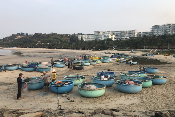 Вьетнамским рыбакам карантин — не помеха