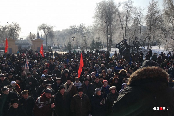 По подсчетам организаторов, акция собрала около 1,5 тысяч человек По подсчетам организаторов, акция собрала около 1,5 тысяч человек