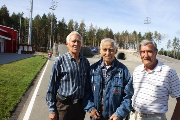 Он не пропускал и поездки в спортцентры, где биатлонисты проводили тренировки Он не пропускал и поездки в спортцентры, где биатлонисты проводили тренировки