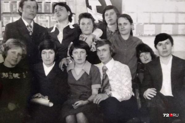 Молодожены Ольга и Александр — в центре кадра Молодожены Ольга и Александр — в центре кадра