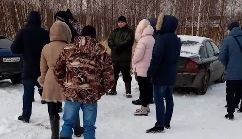 Жители Чкаловска перекрыли дорогу, чтобы остановить подключение вышки 4G