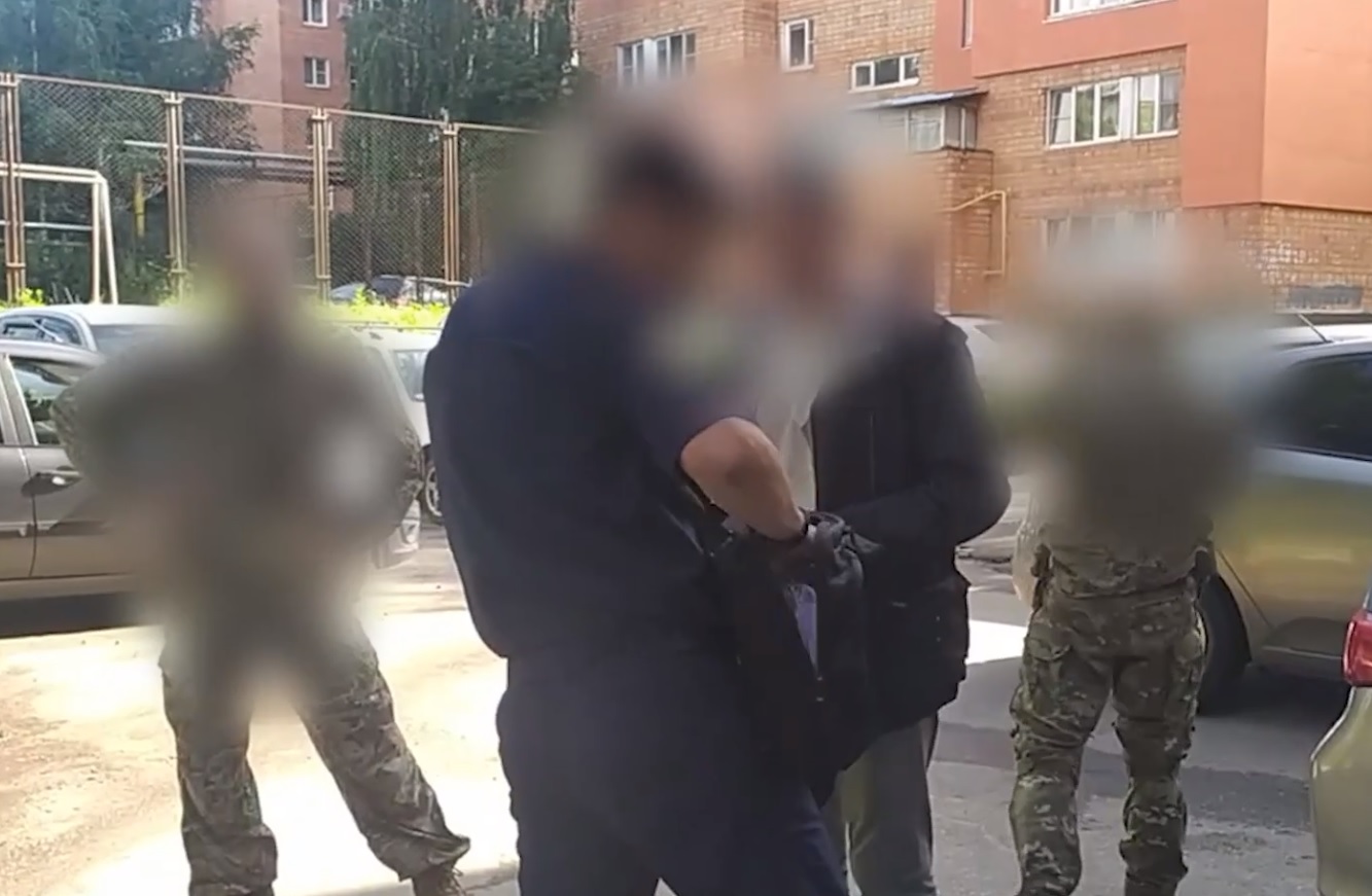 Опубликовано видео задержания полковников нижегородской ФСИН