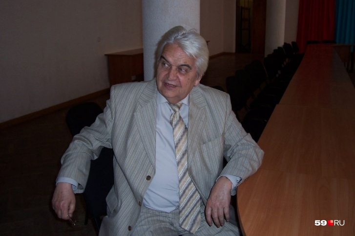 Евгений Павлович Крылатов Евгений Павлович Крылатов 