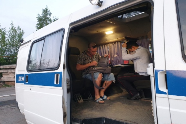В выходные работники СТО напали на нашего оператора, снимавшего пожар. Инцидент у некоторых не вызвал сочувствия В выходные работники СТО напали на нашего оператора, снимавшего пожар. Инцидент у некоторых не вызвал сочувствия