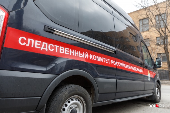 Мужчина умер на автобусной остановке Мужчина умер на автобусной остановке