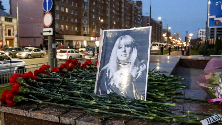 Всё, что известно о смерти нижегородской журналистки Ирины Славиной, в 5 лаконичных карточках