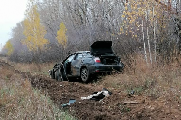 Автомобиль вылетел в кювет и перевернулся Автомобиль вылетел в кювет и перевернулся
