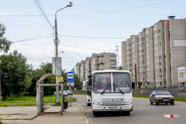 Проспект Машиностроителей — одна из главных транспортных магистралей в Заволжском районе Ярославля Проспект Машиностроителей — одна из главных транспортных магистралей в Заволжском районе Ярославля