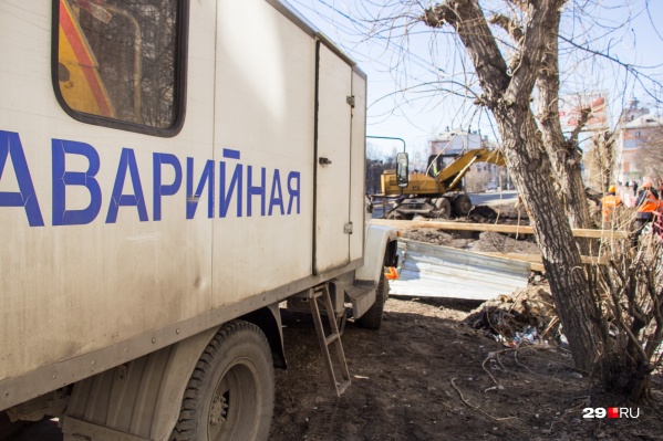 На сетях проводит работы «РВК-Архангельск» На сетях проводит работы «РВК-Архангельск»