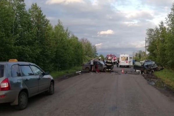 Вчера полиция сообщала, что погиб водитель иномарки, а не пассажир Вчера полиция сообщала, что погиб водитель иномарки, а не пассажир