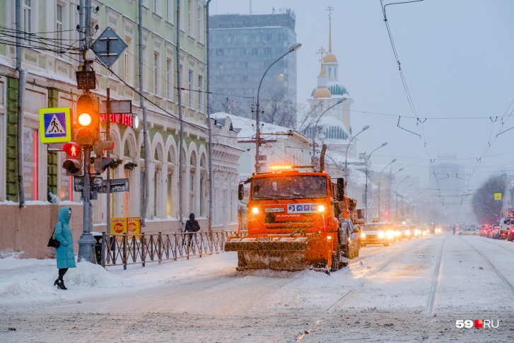 В среднем за сезон в Перми выпадает 143 сантиметра снега