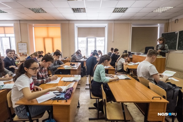 За парты новосибирские школьники и студенты сядут еще не скоро За парты новосибирские школьники и студенты сядут еще не скоро