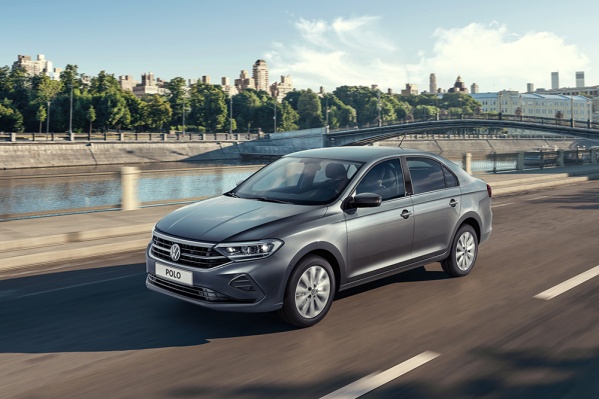 Polo получил новый кузов, но сохранил старые моторы Polo получил новый кузов, но сохранил старые моторы