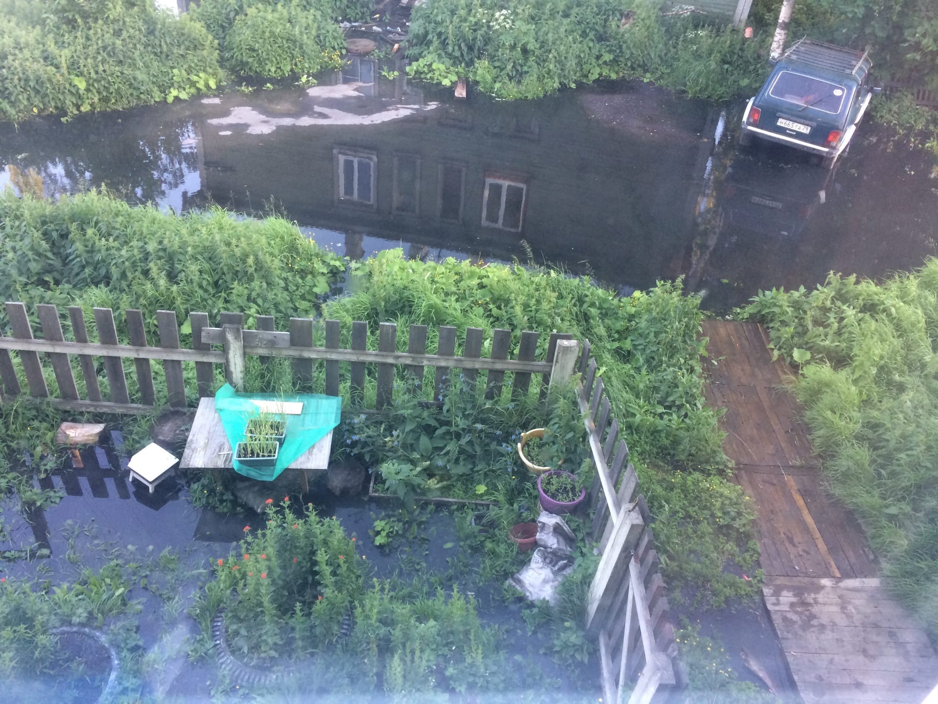 Так выглядит двор на Почтовом тракте Так выглядит двор на Почтовом тракте
