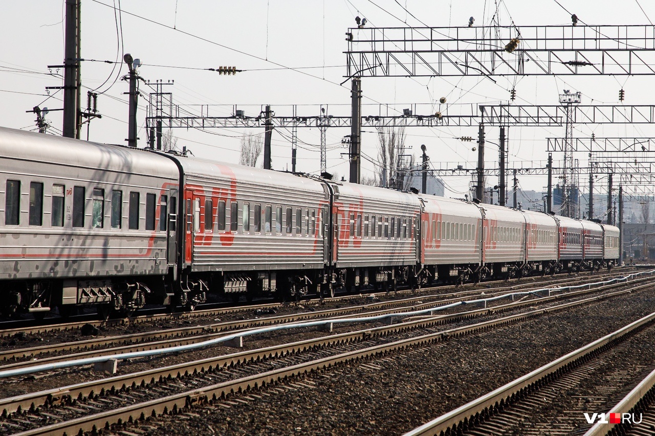 Повара из Волгограда сняли с поезда в Борисоглебске с подозрением на коронавирус