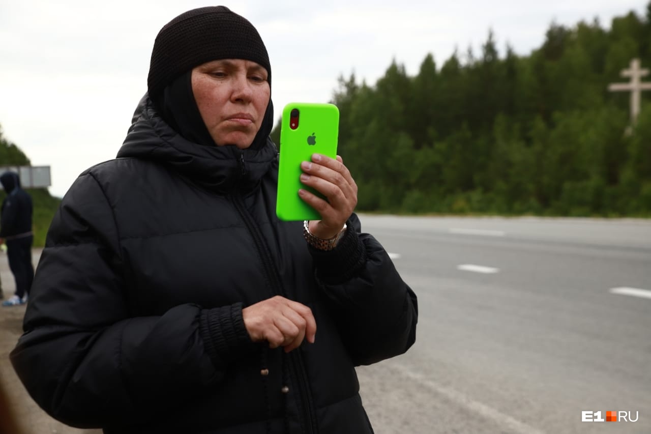 Происходящее снимают все, даже монахини Происходящее снимают все, даже монахини