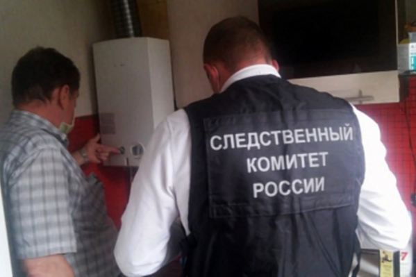 Следователи уже посетили квартиру с газовщиками Следователи уже посетили квартиру с газовщиками