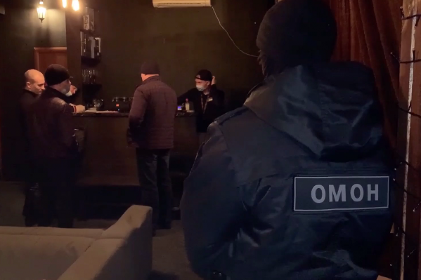 В Курганской области заведения, нарушающие требования оперативного штаба, могут получить штраф до 300 тысяч рублей В Курганской области заведения, нарушающие требования оперативного штаба, могут получить штраф до 300 тысяч рублей