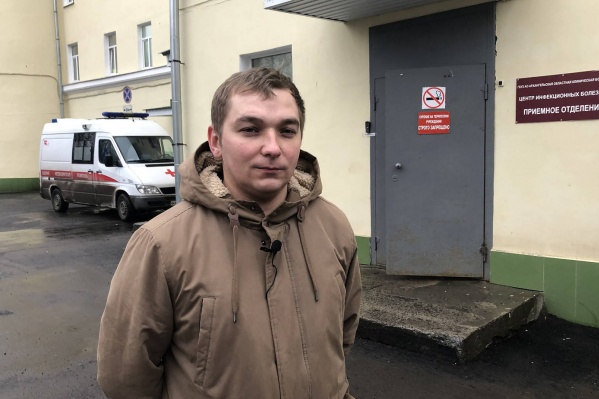 Доктор рассказал, что сейчас в областной больнице лечат 352 пациентов с ковидом