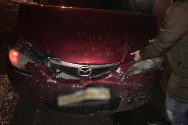 Виновницей массового ДТП стала автомобилистка на Mazda Виновницей массового ДТП стала автомобилистка на Mazda