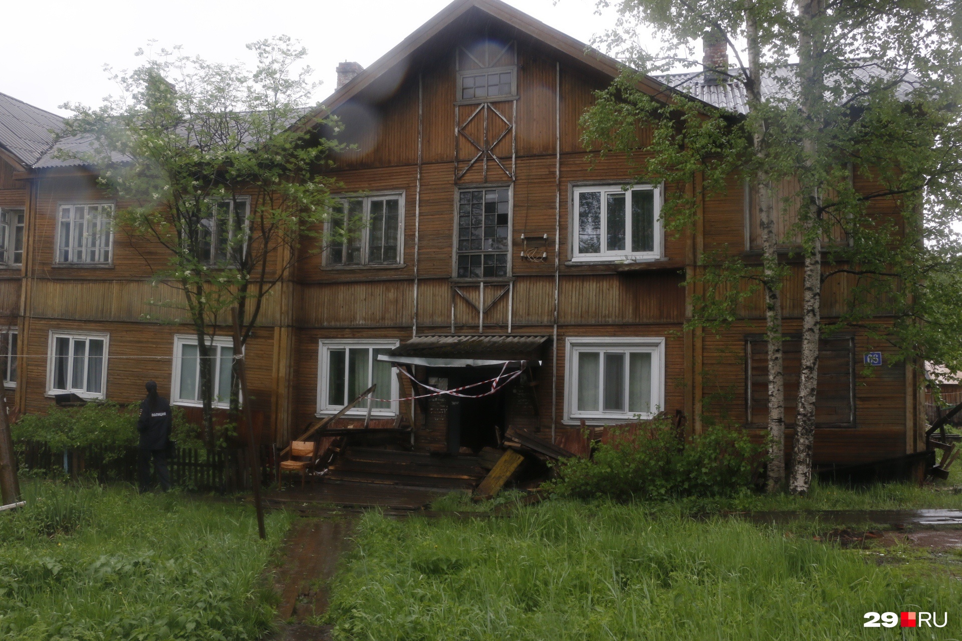 Дом на Советской, 66, упал днем Дом на Советской, 66, упал днем