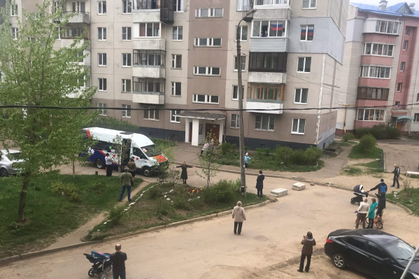 Фронтовая бригада поздравила ветеранов песней Фронтовая бригада поздравила ветеранов песней