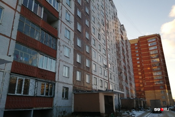 ЧП произошло на Парковом проспекте ЧП произошло на Парковом проспекте