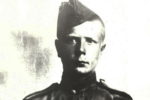 На снимке 1943 года Расиму всего 18 лет На снимке 1943 года Расиму всего 18 лет