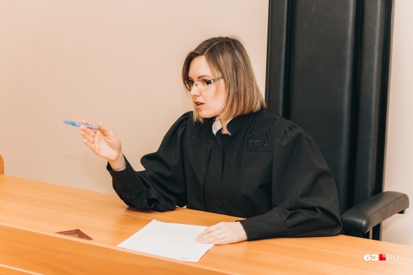 Суд оштрафовал нарушительницу на 15 тысяч рублей Суд оштрафовал нарушительницу на 15 тысяч рублей