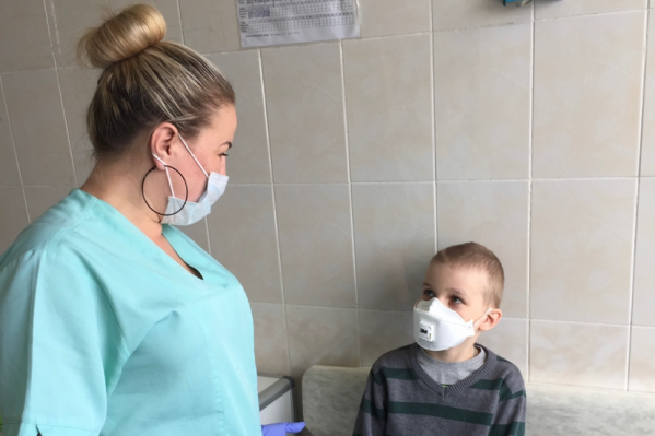 По словам родителей, из отделения забрали опытную медсестру По словам родителей, из отделения забрали опытную медсестру 