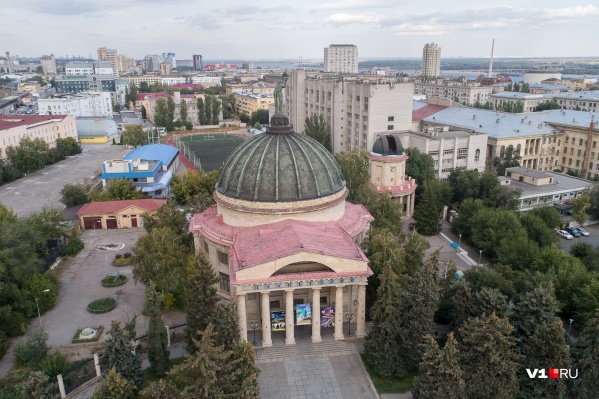 Волгоградский планетарий возглавил экс-директор волжского ДК «Октябрь» Волгоградский планетарий возглавил экс-директор волжского ДК «Октябрь»