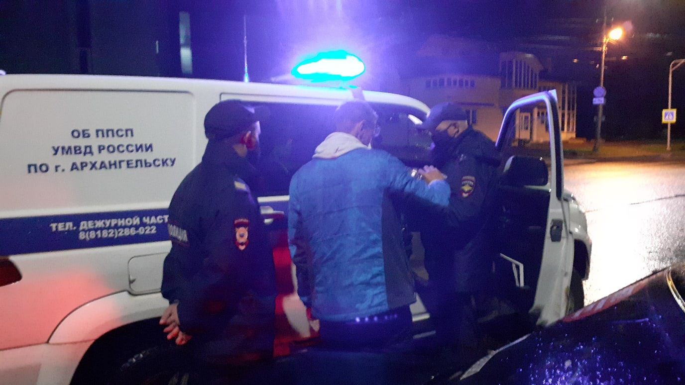 Полиция обратила внимание на архангелогородку, которая репостнула запись против Цыбульского