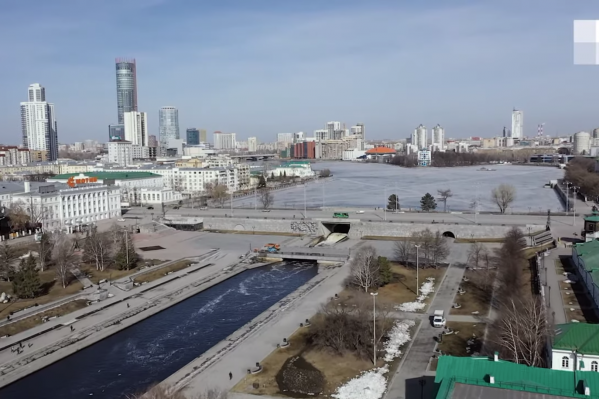 Когда еще мы увидим город таким пустым? Когда еще мы увидим город таким пустым?