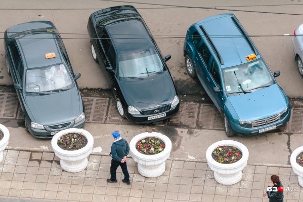 В список занесут и платные, и бесплатные стоянки В список занесут и платные, и бесплатные стоянки