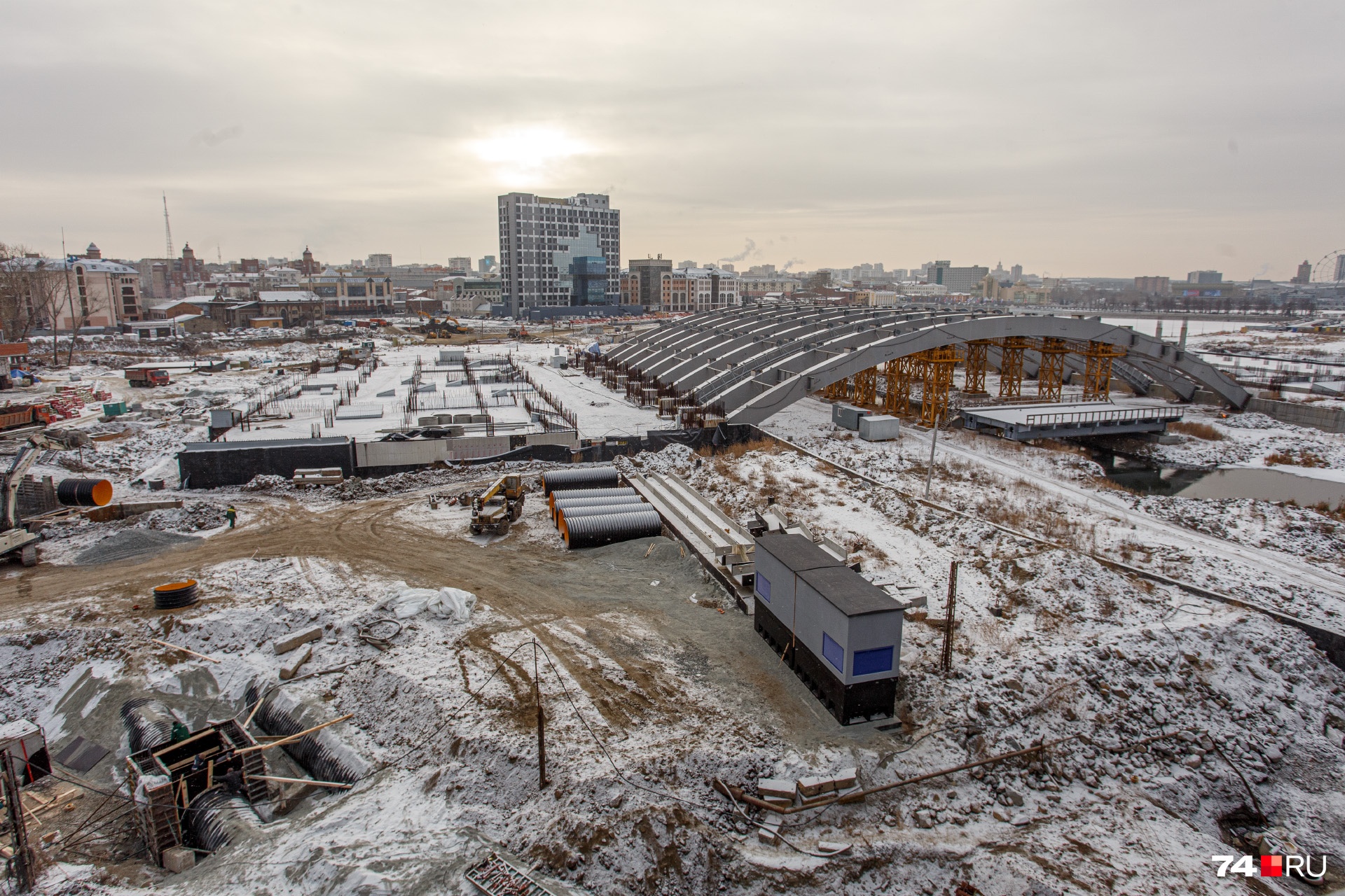 На начальном этапе строительства в «Крылья» вложили миллиарды бюджетных рублей, а потом объект бросили На начальном этапе строительства в «Крылья» вложили миллиарды бюджетных рублей, а потом объект бросили