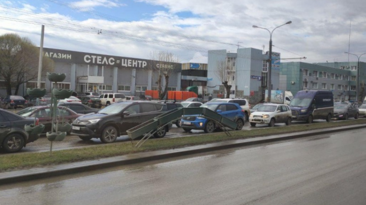 Ситуация с коронавирусом в Перми на 30 апреля: на выезде из города начались пробки