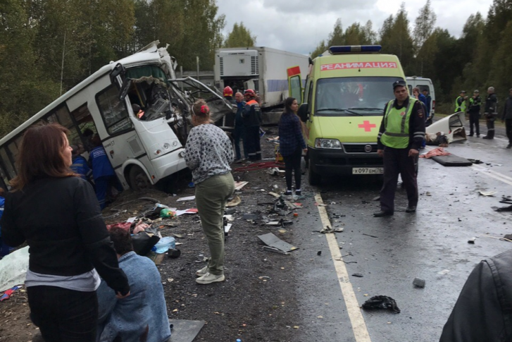 Пассажирка автобуса, попавшего в смертельное ДТП, потребовала с перевозчика 5 миллионов рублей