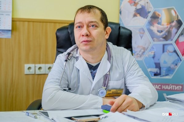 Юрий Курносов, заведующий отделением экстренной консультативной скорой медицинской помощи Юрий Курносов, заведующий отделением экстренной консультативной скорой медицинской помощи
