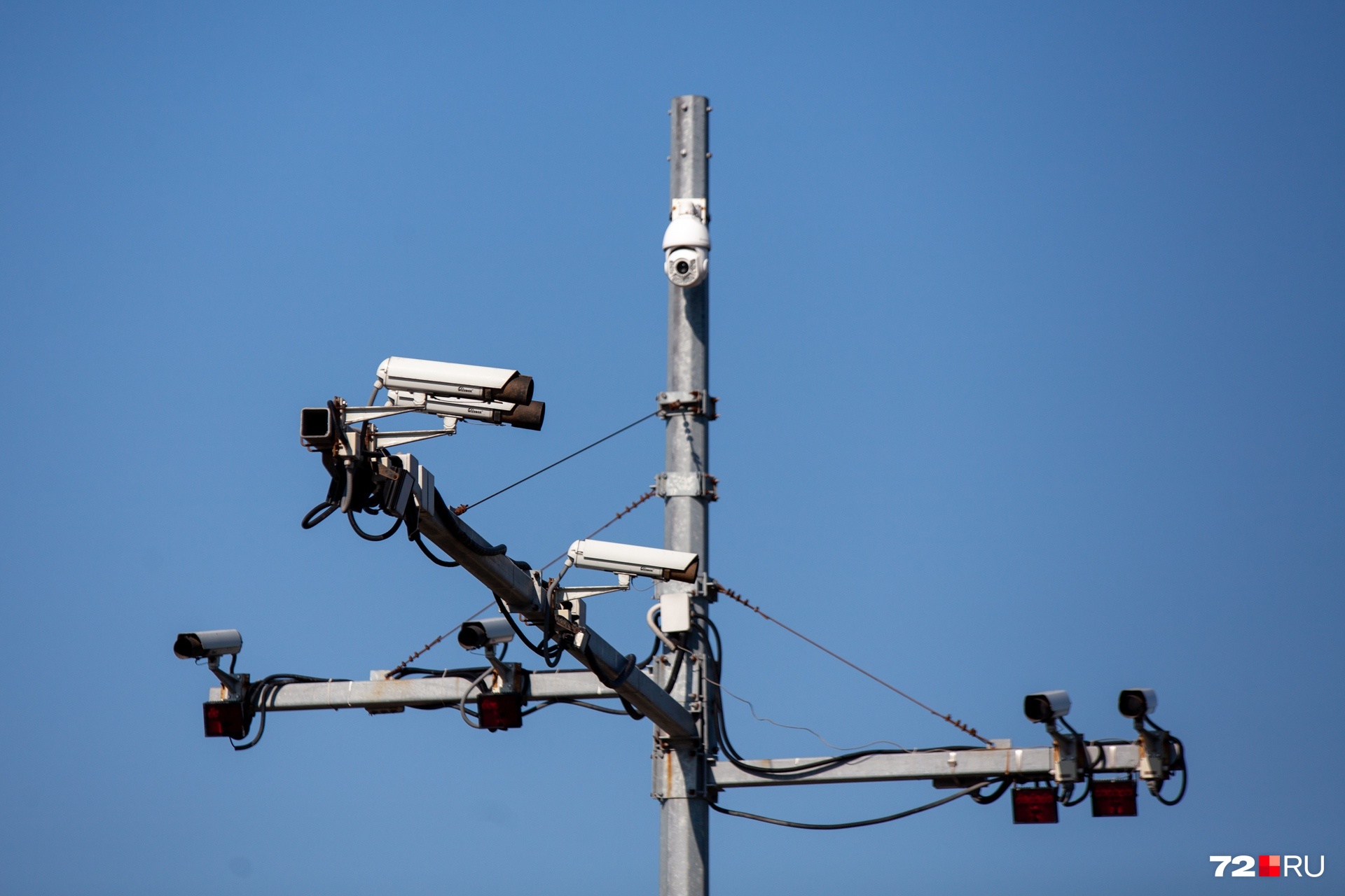 В Тюмени установлено порядка 200 камер, которые фиксируют нарушения ПДД