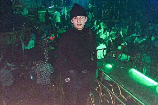 17-летнего студента из Челябинска убили во время массовой драки 17-летнего студента из Челябинска убили во время массовой драки
