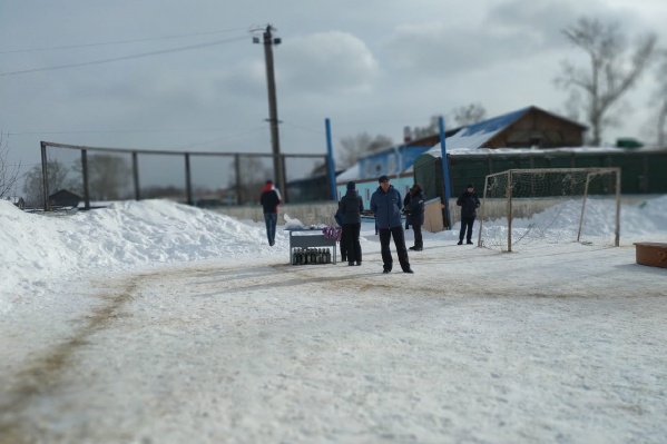 Участники были удивлены «спортивным» подаркам Участники были удивлены «спортивным» подаркам