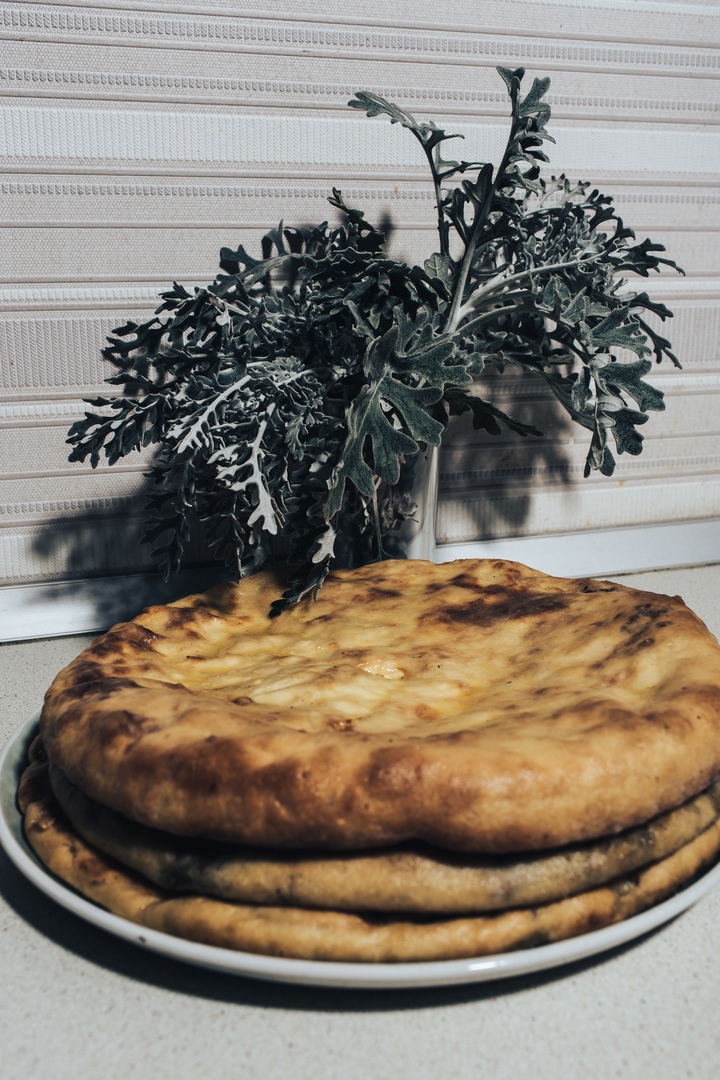 Пироги делают по классическим рецептам Осетии из натуральных ингредиентов 