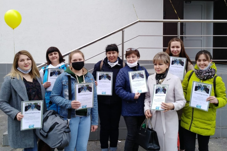 Медики покинули больницу в хорошем настроении Медики покинули больницу в хорошем настроении