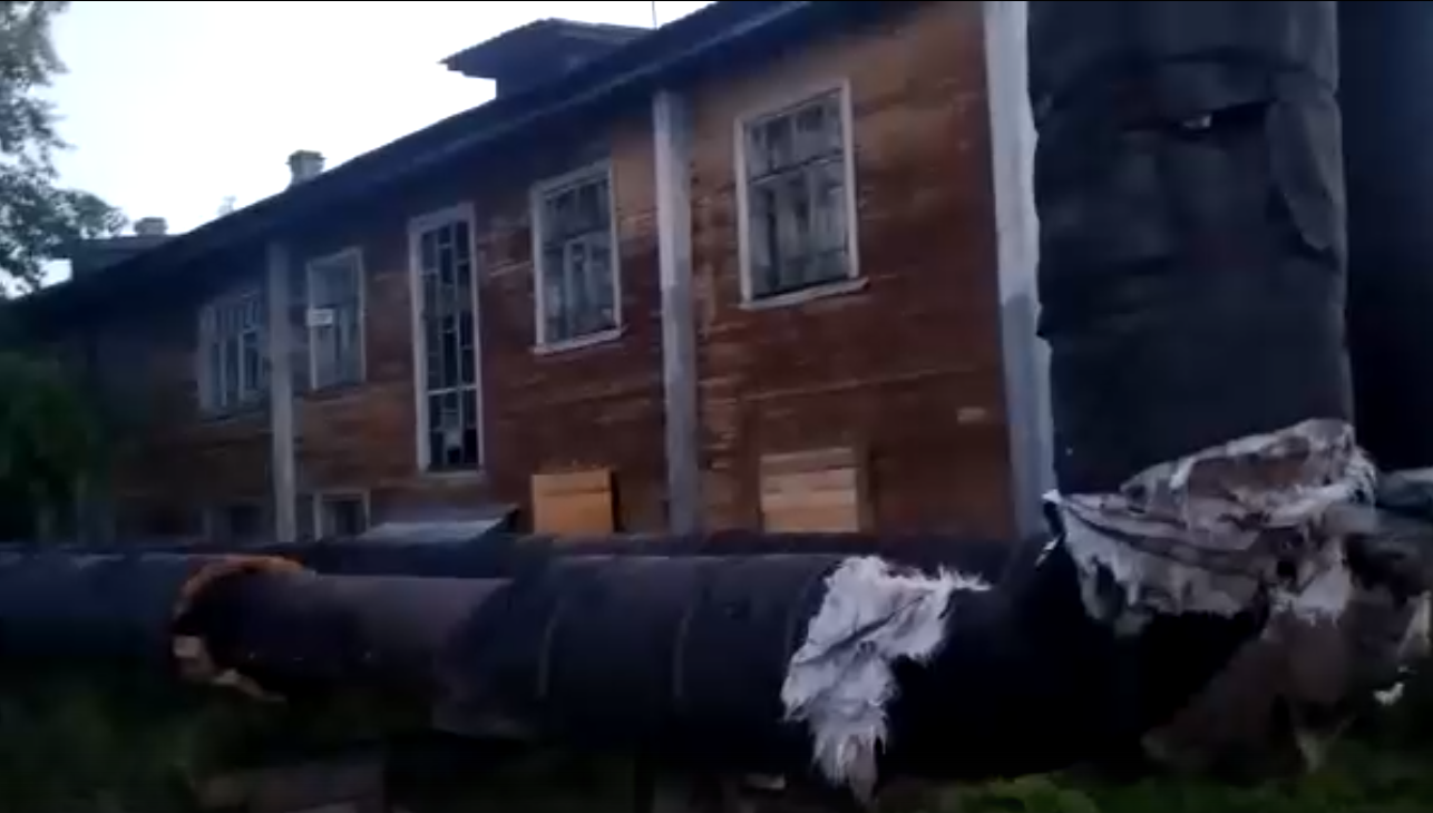 В Архангельске произошел пожар в нежилом доме