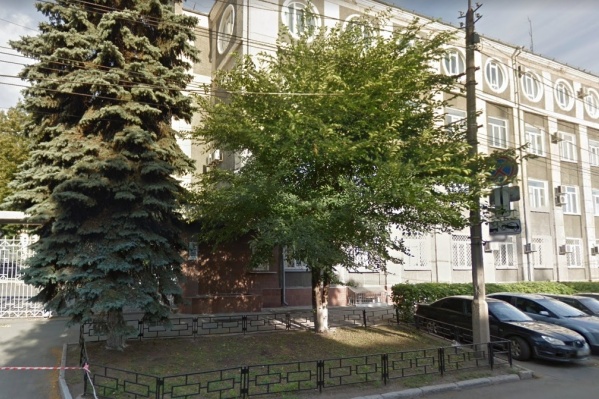 Полицейский работал в Челябинске Полицейский работал в Челябинске