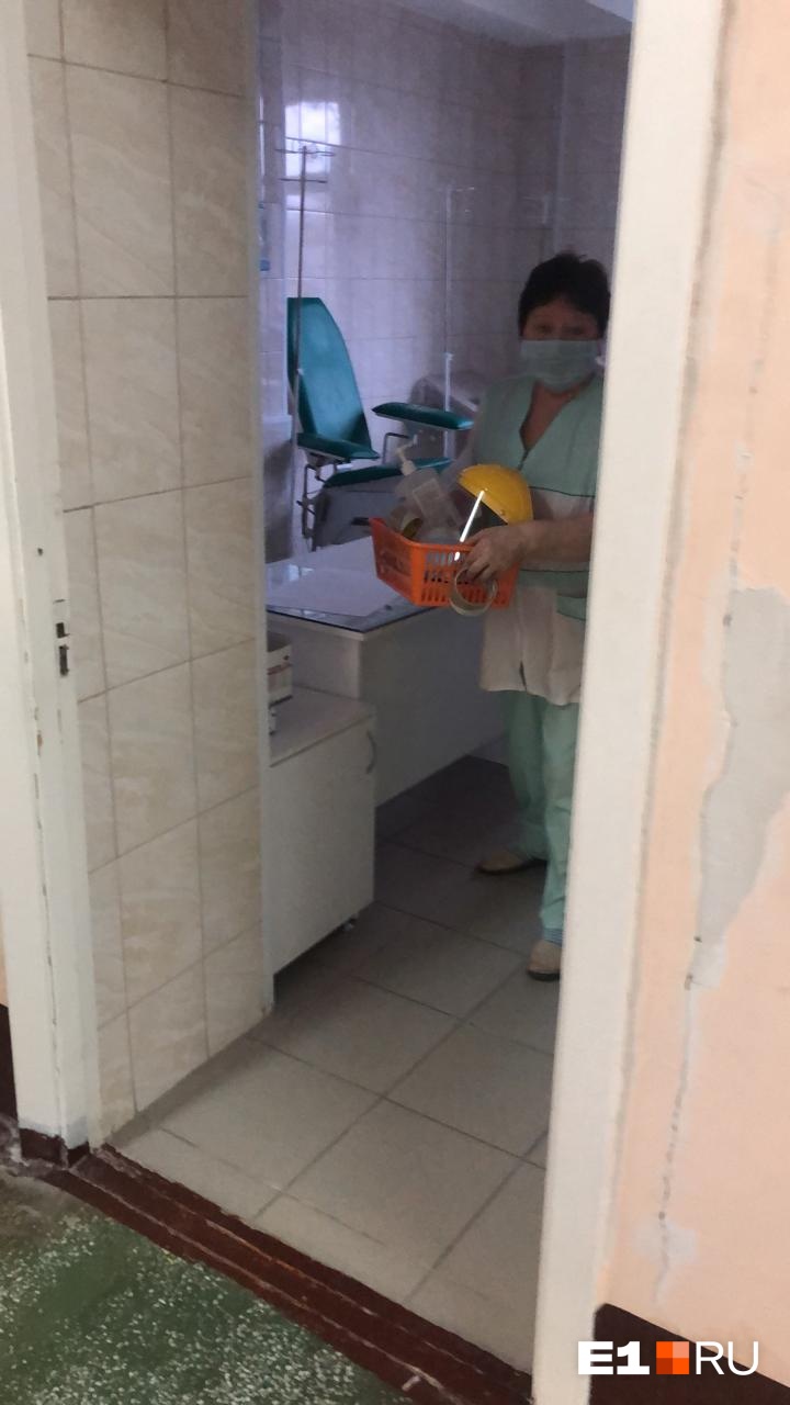 Сегодня в центр привезут больных COVID-19 Сегодня в центр привезут больных COVID-19