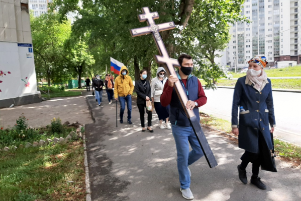 Активисты в очередной раз привлекают внимание горожан к своей проблеме Активисты в очередной раз привлекают внимание горожан к своей проблеме
